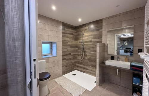 Gîte de l'Espinasse : Charme bucolique, animaux acceptés - FR-1-489-535 - Foto 8