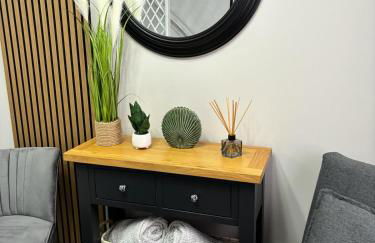 Stylish home in Linlithgow Near Edinburgh Airport Free parking Free WiFi - Foto 11