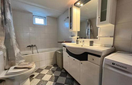 Countryhouse with Garden - Photo 7