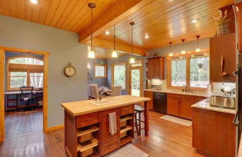 Enchanting Glacier Park Getaway by Flathead Lake! - Foto 8