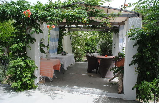 Karmik Concept Apartments - Photo 43