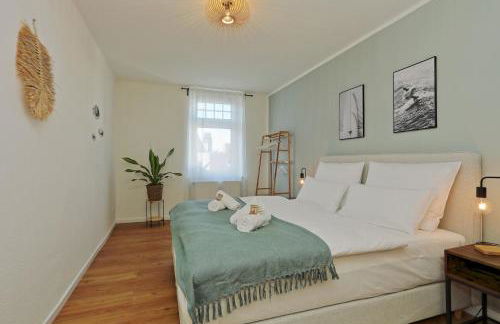 *City, Nähe Hbf, Kingsizebetten, Fitnessecke* - Foto 1