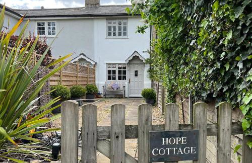 Hope Cottage - ideal to explore the Suffolk Coast - Foto 1