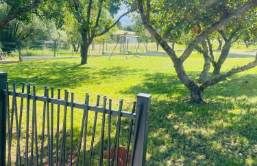 Maison Gite Chez Nounou sauna jacuzzi jardin arboré non clôturé - Photo 26