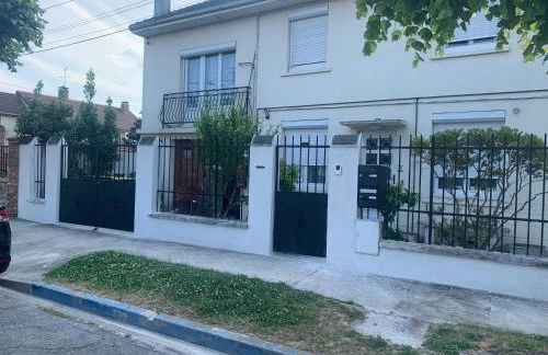 Magnifique F2 aéroport d Orly - Foto 13