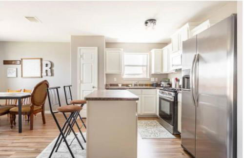 4BR Near Galveston, Kemah NASA, Recently Rehabbed - Foto 26