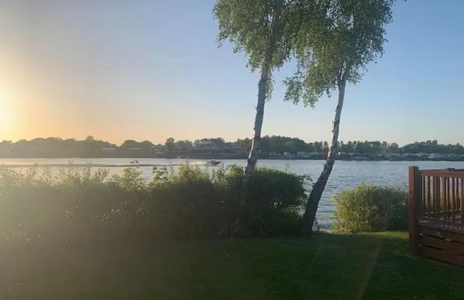 Caravan-sleep8-hottub-freep-balcony-familyfriendly - Foto 20