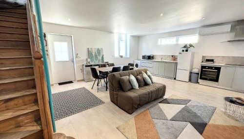 Maison Vue Pyrénées Centre ville - salle de jeux - Foto 2