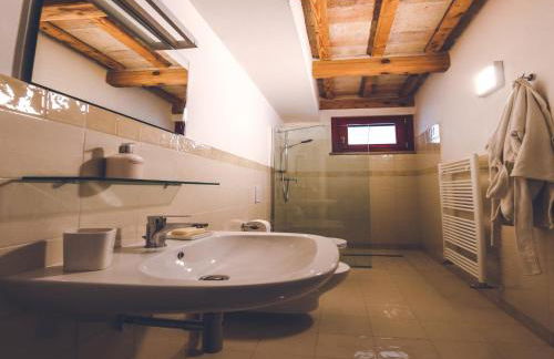 Manor in Marche With Pool & Near Adriatic Beaches - Foto 32