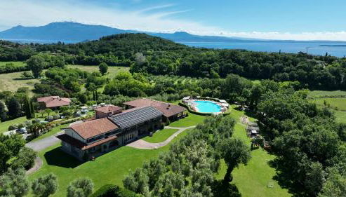 Garda Hill Boutique Apartments with Panoramic Pools e Agriturismo - Foto 3