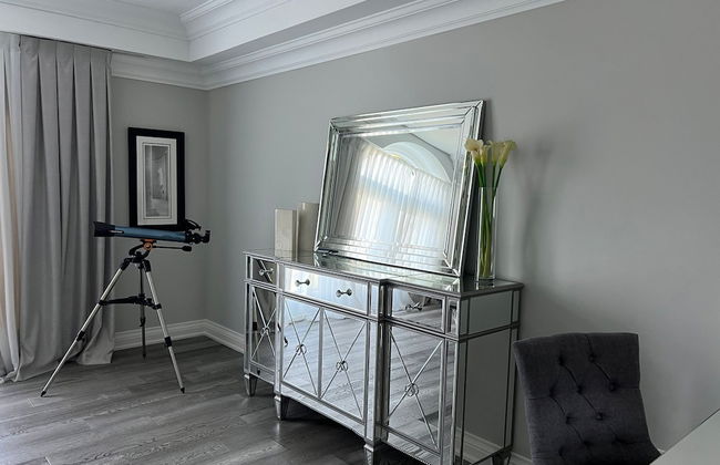 New Waterfront Mansion by Simply Comfort - Foto 8