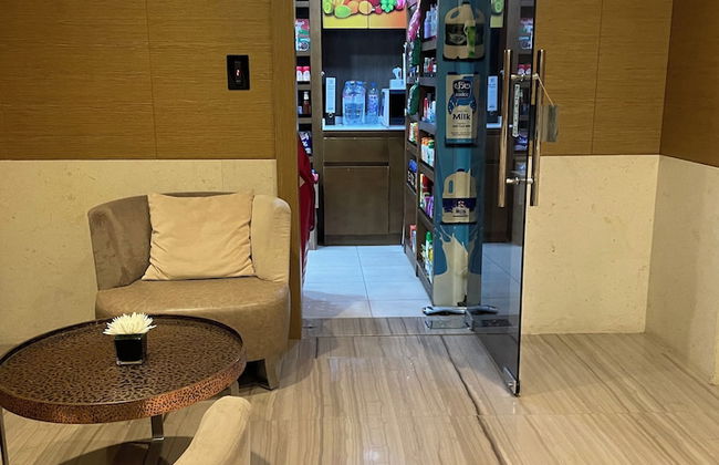 Hyatt Regency Creek Residence Studio - Photo 3