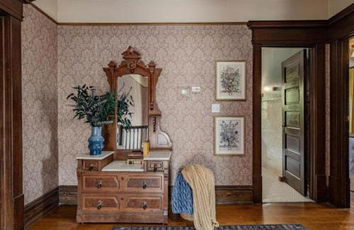 Akrons Werner House Historic 4 Bedroom Luxury - Foto 18