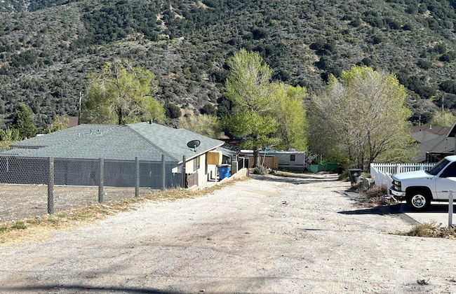 Hummingbird Mountain Cottage - Photo 50