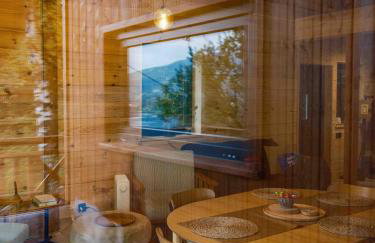 Domek nad jeziorem w górach - Foto 32