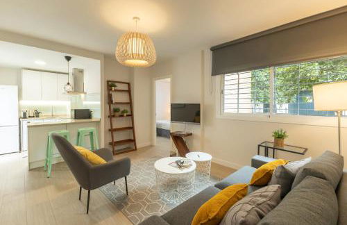 Charming Apartment with private patio at Plaza de España by OCityzen - Foto 1