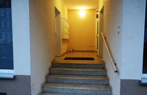 Gut und Günstig in Leipzig - zentrumsnah - inkl Fahrräder, Netflix und Tiefgaragenstellplatz - Foto 26