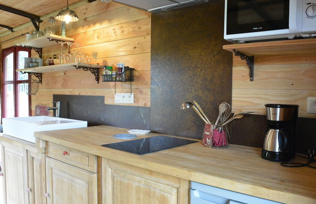 Cozy Mobile Home in Vresse-sur-semois With Terrace - Foto 6