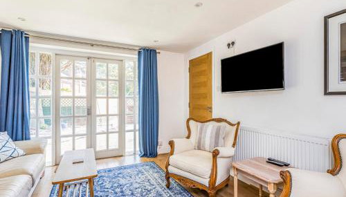 Charming Cottage with Garden - Pass the Keys - Foto 3