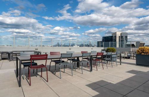 Brand New 2BR Chicago City Escape - Foto 35