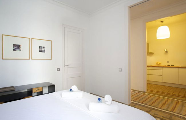 BarcelonaForRent The Claris Suites - Photo 2