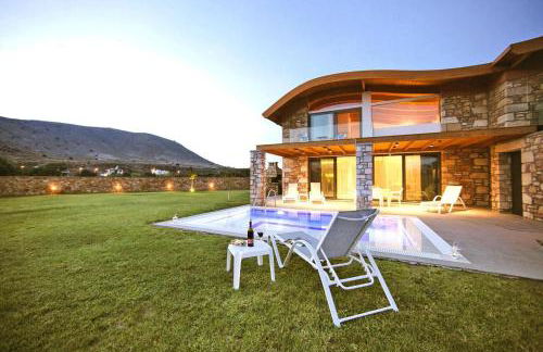 Semi-detached house with private pool - Photo 24