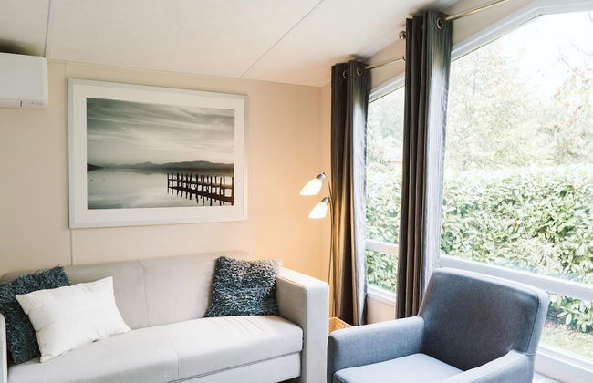 Cozy Chalet in Goedereede With Garden - Photo 9