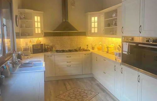 House -Sleeps 6-Garden-Fireplace - Photo 27