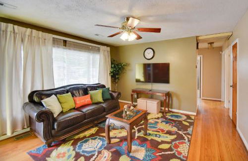 5 Mi to Dtwn Pet-Friendly Gem with Yard in Hampton - Foto 1