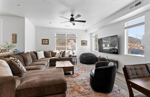 Touch of Class - 5BR - Hot Tub & Near Zion - Foto 1