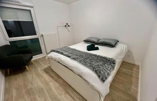 Balcon secret - T3 neuf calme, balcon, parking, proche autoroute - Photo 4