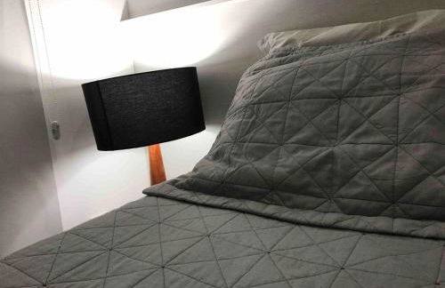 Flat 502 Granja Viana conforto e portaria 24h - Foto 1