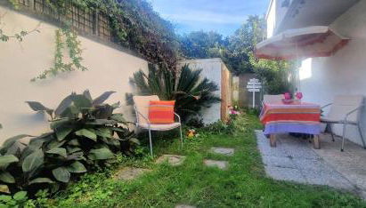 Garden House With Private Parking - Belcantovillas - Foto 3, Garden