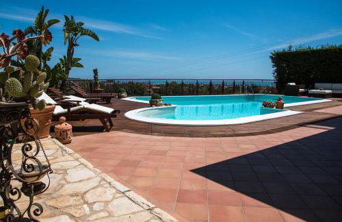 Villa Carly Taormina apartment with private pool - Foto 1