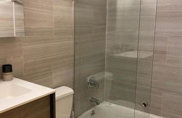 26-4B Newly Furnished 1BR W D Courtyard - Foto 21