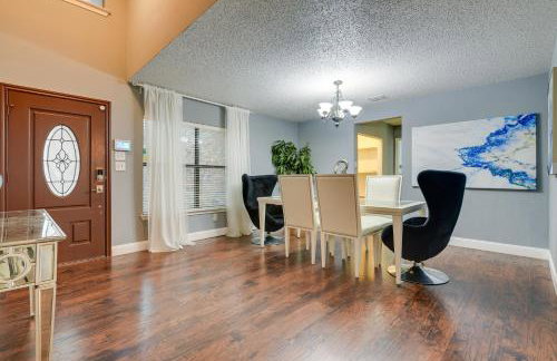 Family-Friendly Arlington Home with Private Yard! - Foto 4