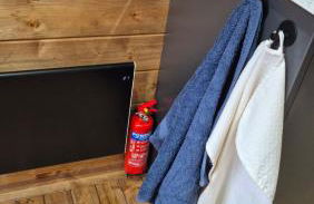 Clarence Cabin, King Bed & Free Parking - Foto 16