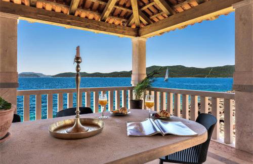 Villa Ragusea With a Private Beach - Photo 64