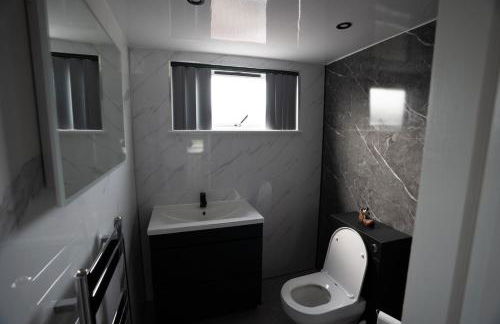 Brechin Getaway Luxury 3 bedroom house - Photo 12