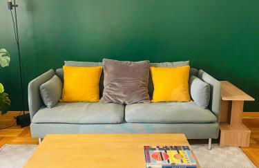 Downtown Milan Chic Apartment - Quiet Retreat with Free WIFI & Air Conditioning - Foto 1