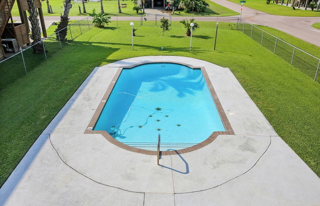 Too Pool for School - Foto 11