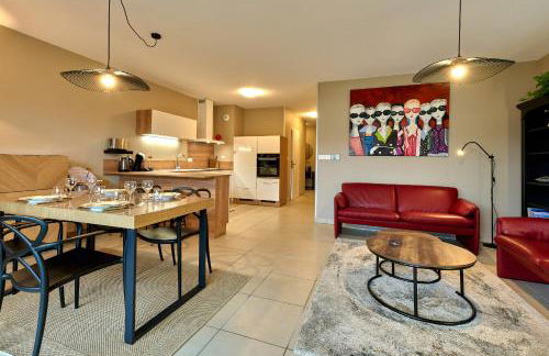 Le Manou, Appartement neuf avec terrasse, parking sous-terrain & ascenseur by PRIMO C0NCIERGERIE - Foto 19