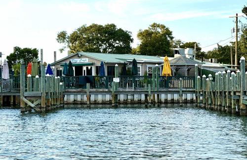 Dockside Dream-Waterfront-Boat Slip-Downtown - Foto 16