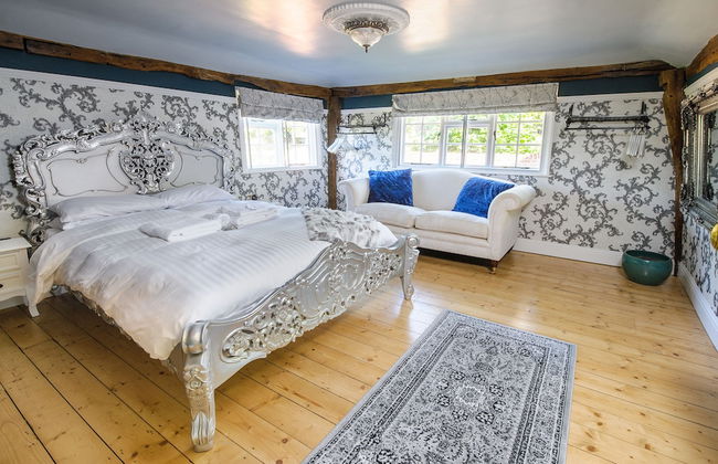 Luxury 8 Bed Manor House Hot Tub Cinema Room Skytv - Foto 8