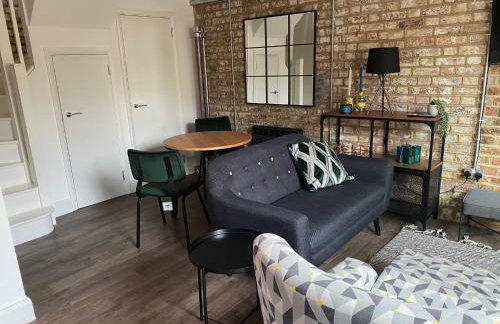 The Old Gin Distillery est 1850 - Foto 22