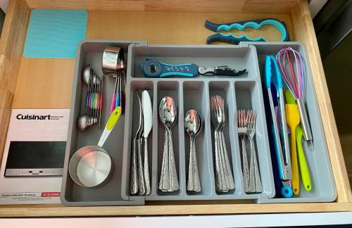 Newly renovated 1 bedroom with air conditioning and kitchenette - Foto 8