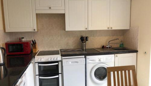 8 Manorcombe Bungalows - Photo 2