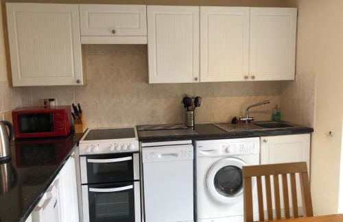 8 Manorcombe Bungalows - Photo 2