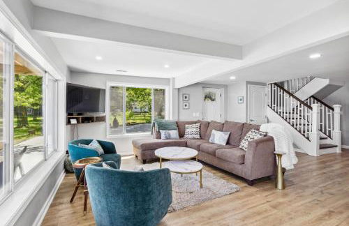 Landmark Lakehouse - luxury living in PLX - Foto 11