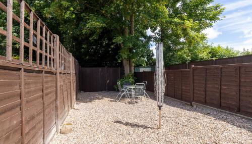 2BR Flat, Free Parking, WiFi, Smart TV - Foto 2, Garden, Garden view